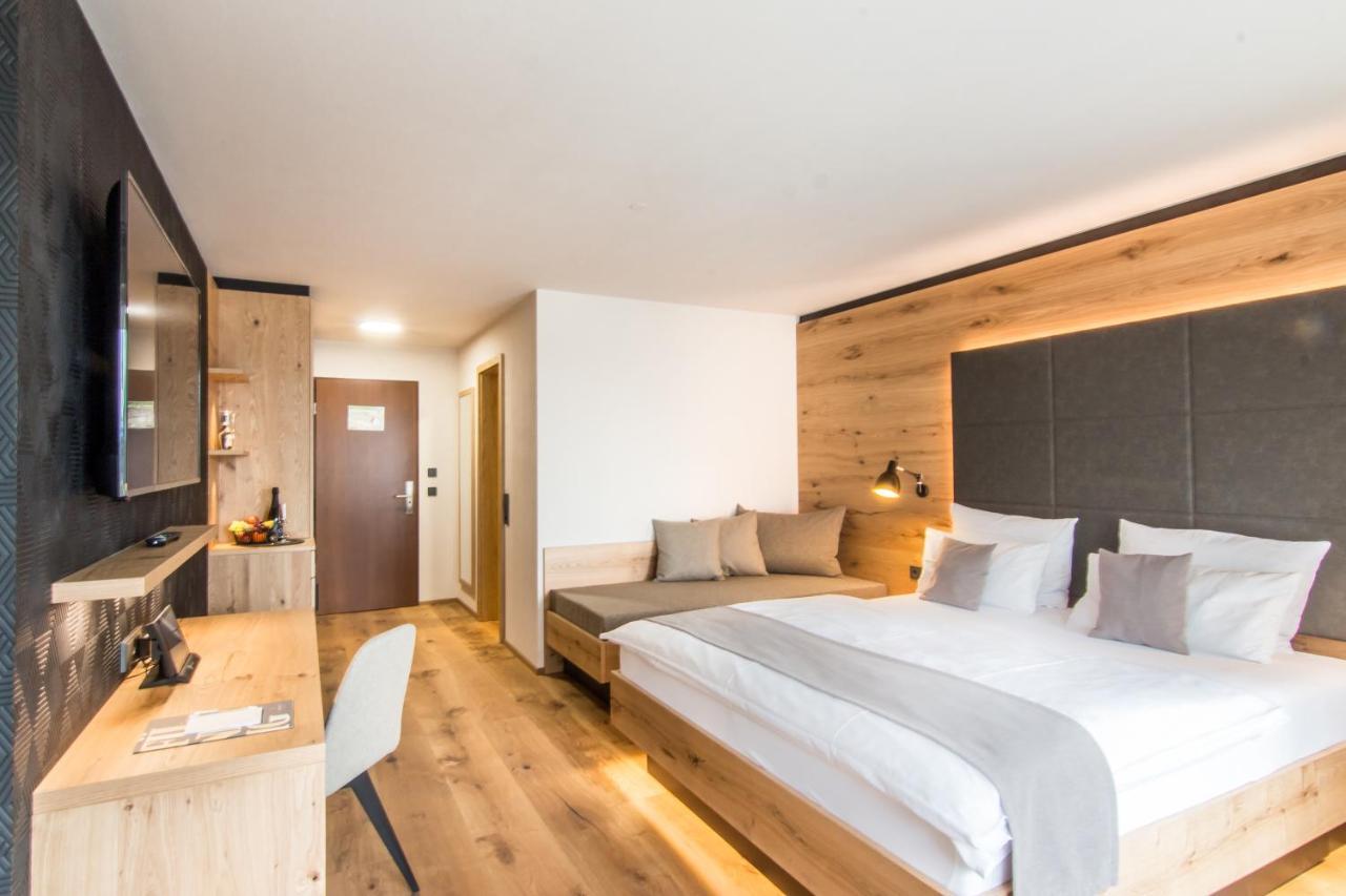 Wirthshof Hotel & Chalets Markdorf Exterior photo